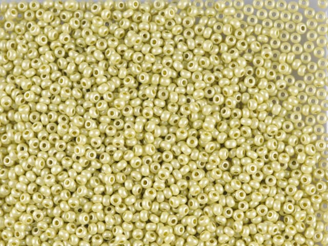 Preciosa product image for Seed 11/0 16786 (331-19001-10/0-16786)