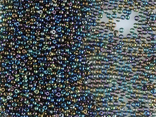 Preciosa 10/0 51290 Rainbow Seffaf koyu yesil kum boncuk ürün görseli