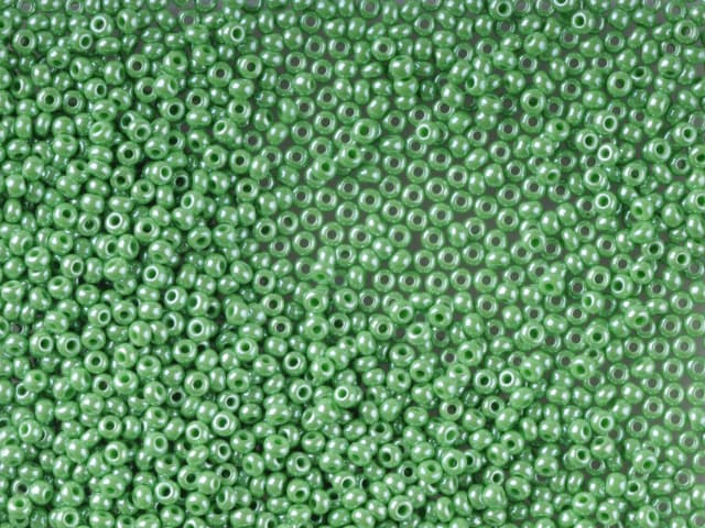 Preciosa product image for Seed 11/0 58230 (331-19001-10/0-58230)